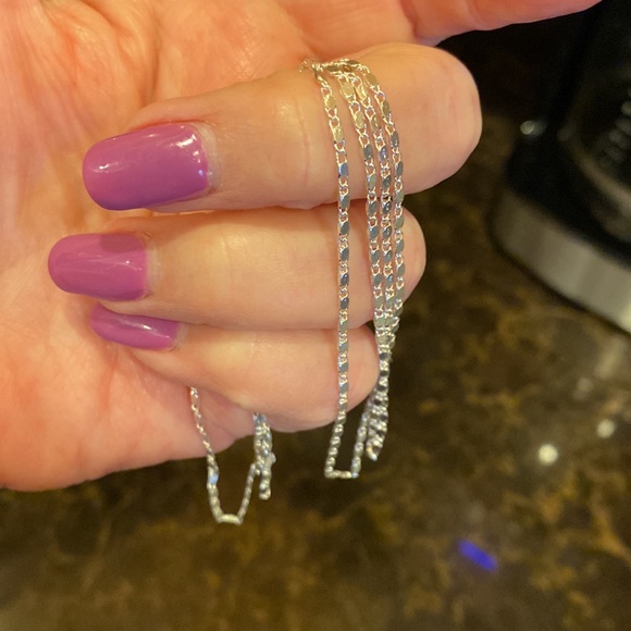 Sterling Silver .925 Women’s 2mm 30” Necklace NWOT Never worn - Picture 6 of 6